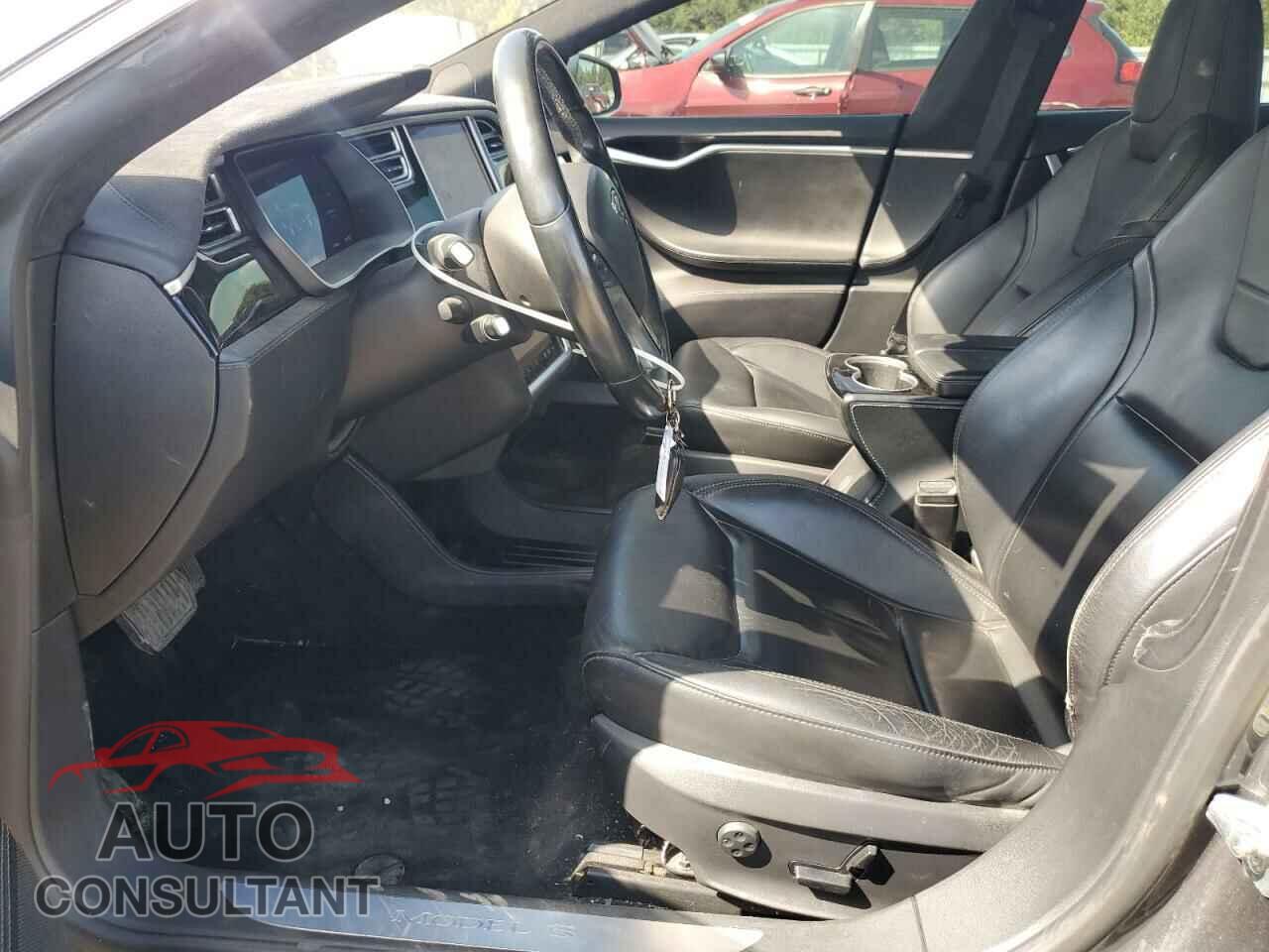 TESLA MODEL S 2015 - 5YJSA1E23FF118933