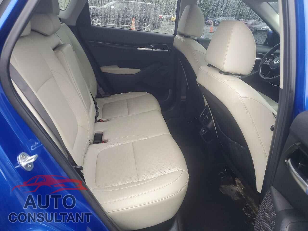KIA SELTOS 2021 - KNDETCA29M7088087