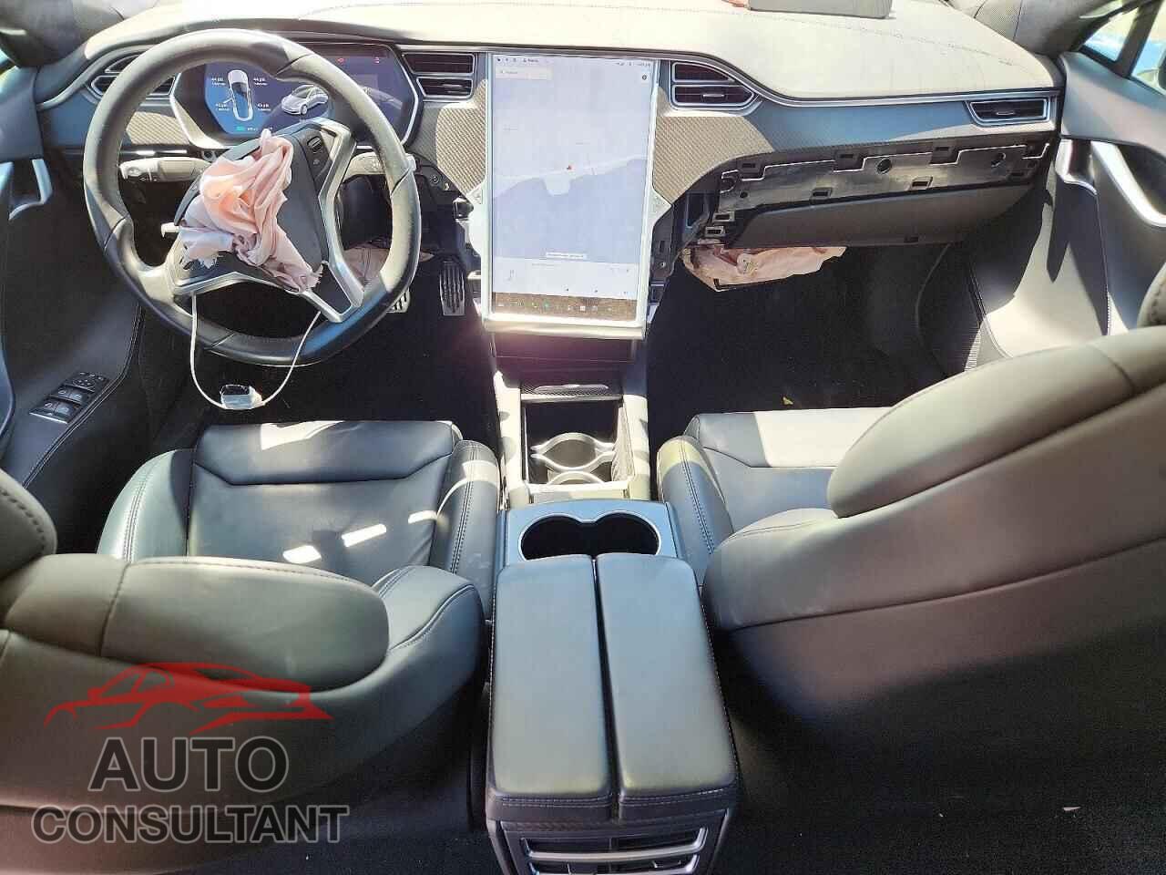 TESLA MODEL S 2018 - 5YJSA1E26JF245216
