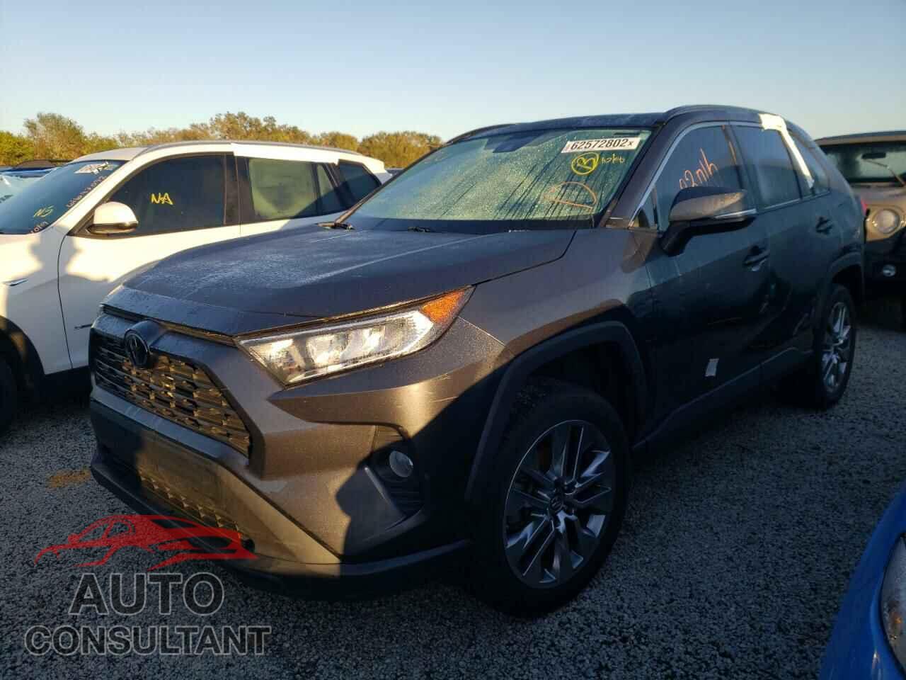 TOYOTA RAV4 2019 - 2T3C1RFV1KC012742