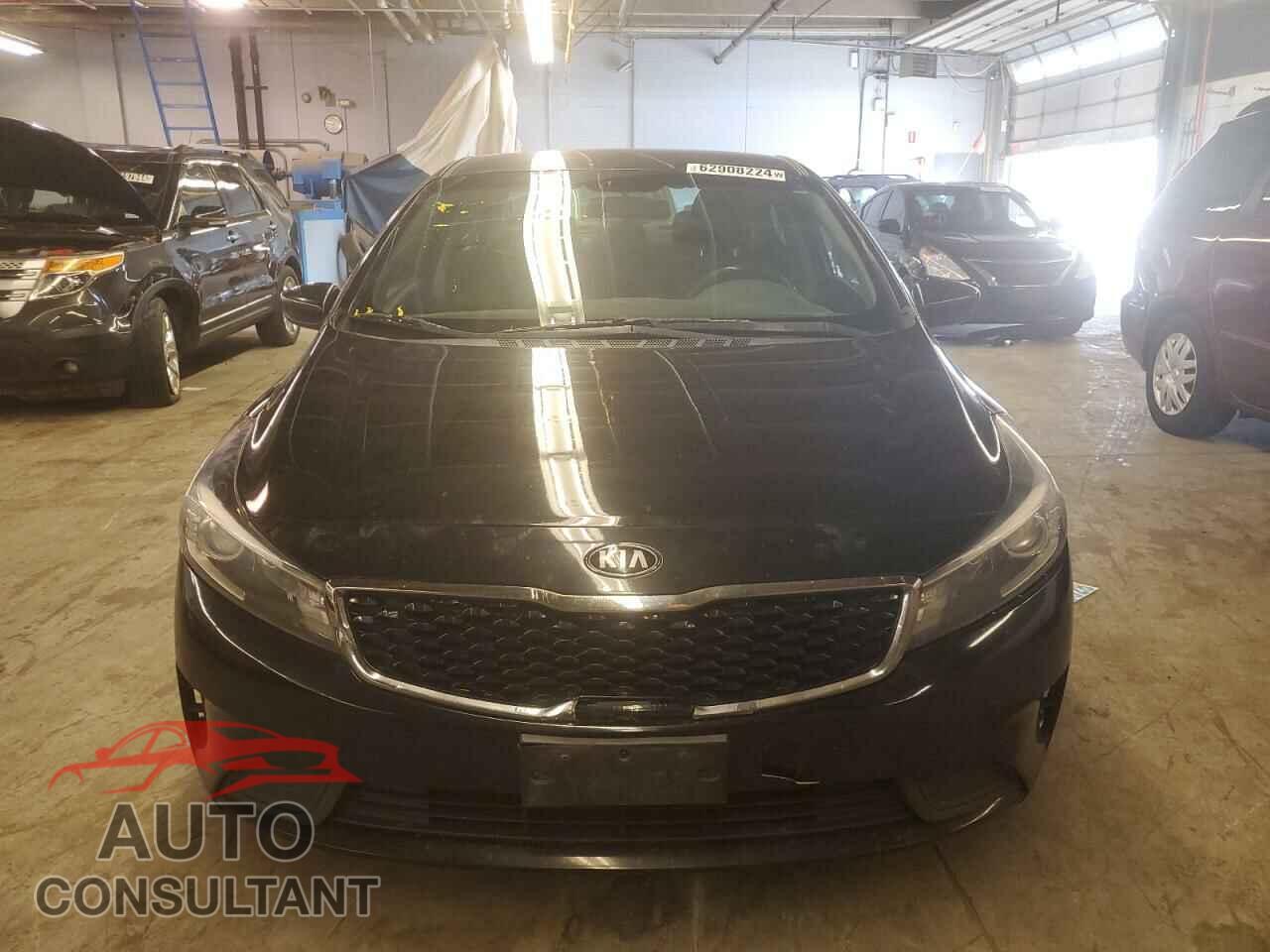 KIA FORTE 2017 - 3KPFL4A77HE031155