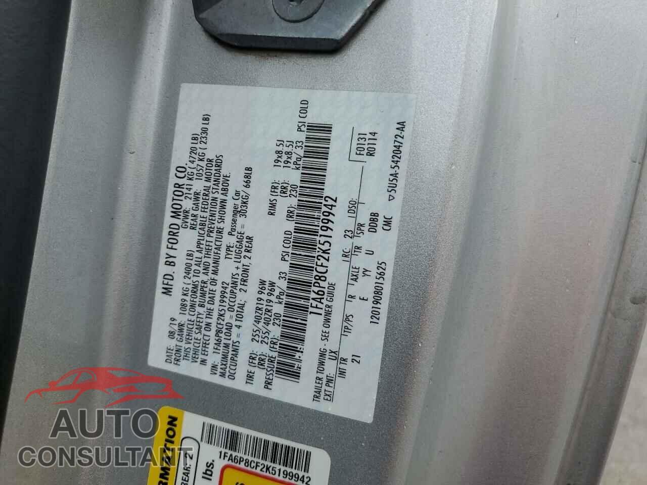FORD MUSTANG 2019 - 1FA6P8CF2K5199942