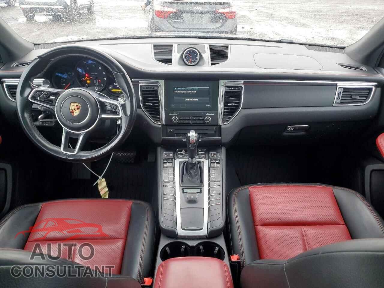 PORSCHE MACAN 2018 - WP1AA2A52JLB17164