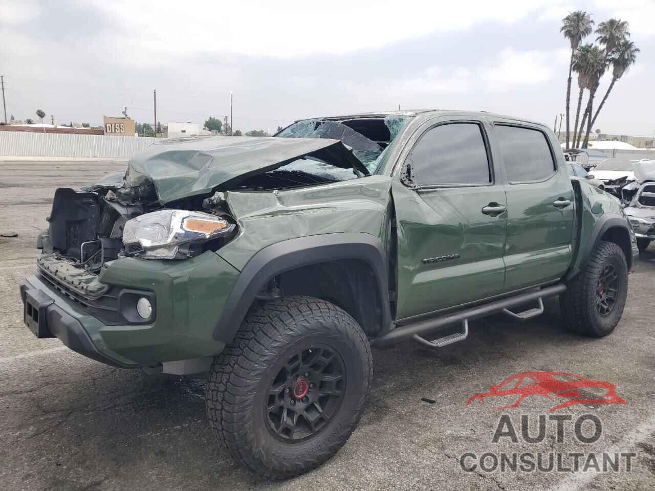 TOYOTA TACOMA 2021 - 5TFAZ5CNXMX112624