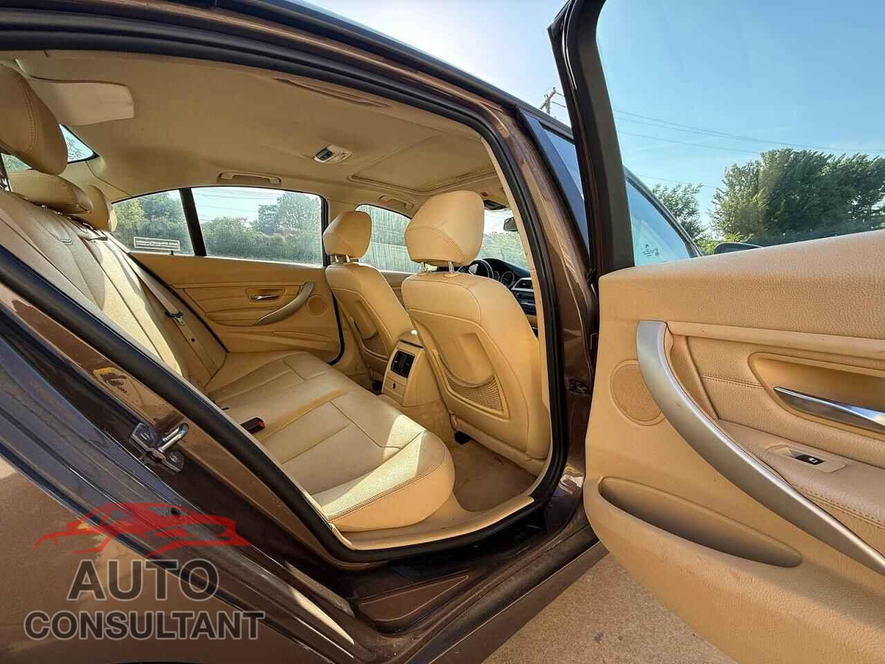 BMW 3 SERIES 2013 - WBA3A5C53DF453494