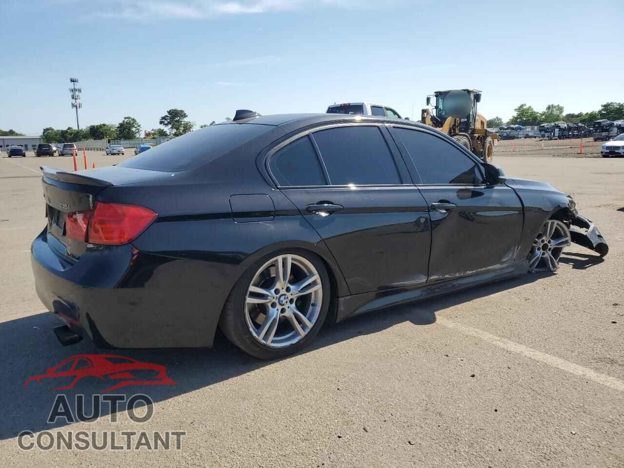 BMW 3 SERIES 2013 - WBA3B9C50DF140522