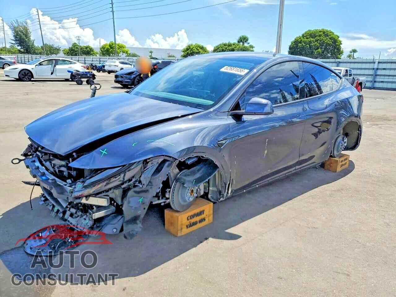 TESLA MODEL Y 2026 - 7SAYGDED2TA705261