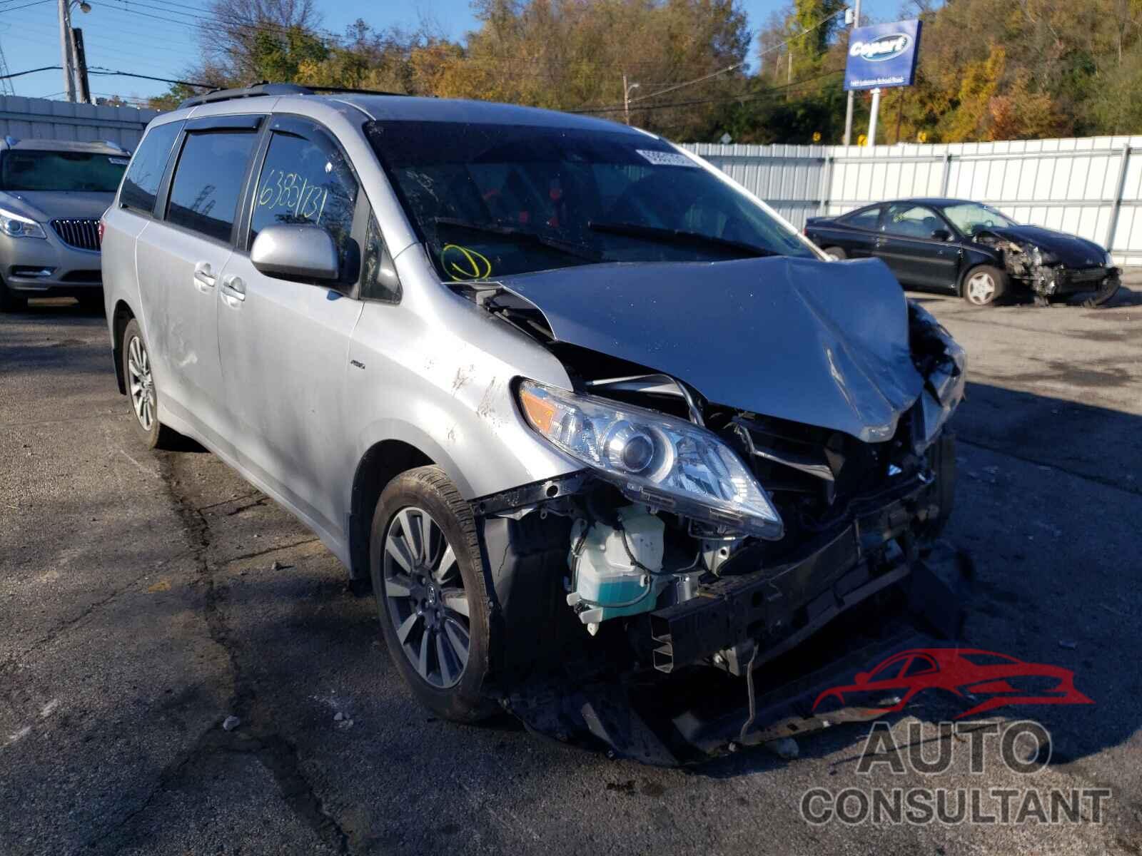 TOYOTA SIENNA 2018 - 5TDJZ3DCXJS200382