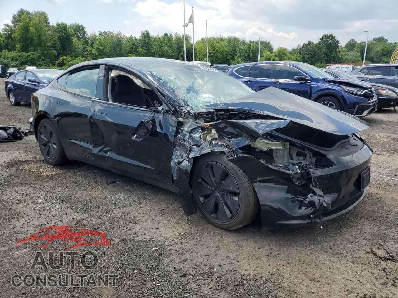 TESLA MODEL 3 2025 - 5YJ3E1EBXSF915330