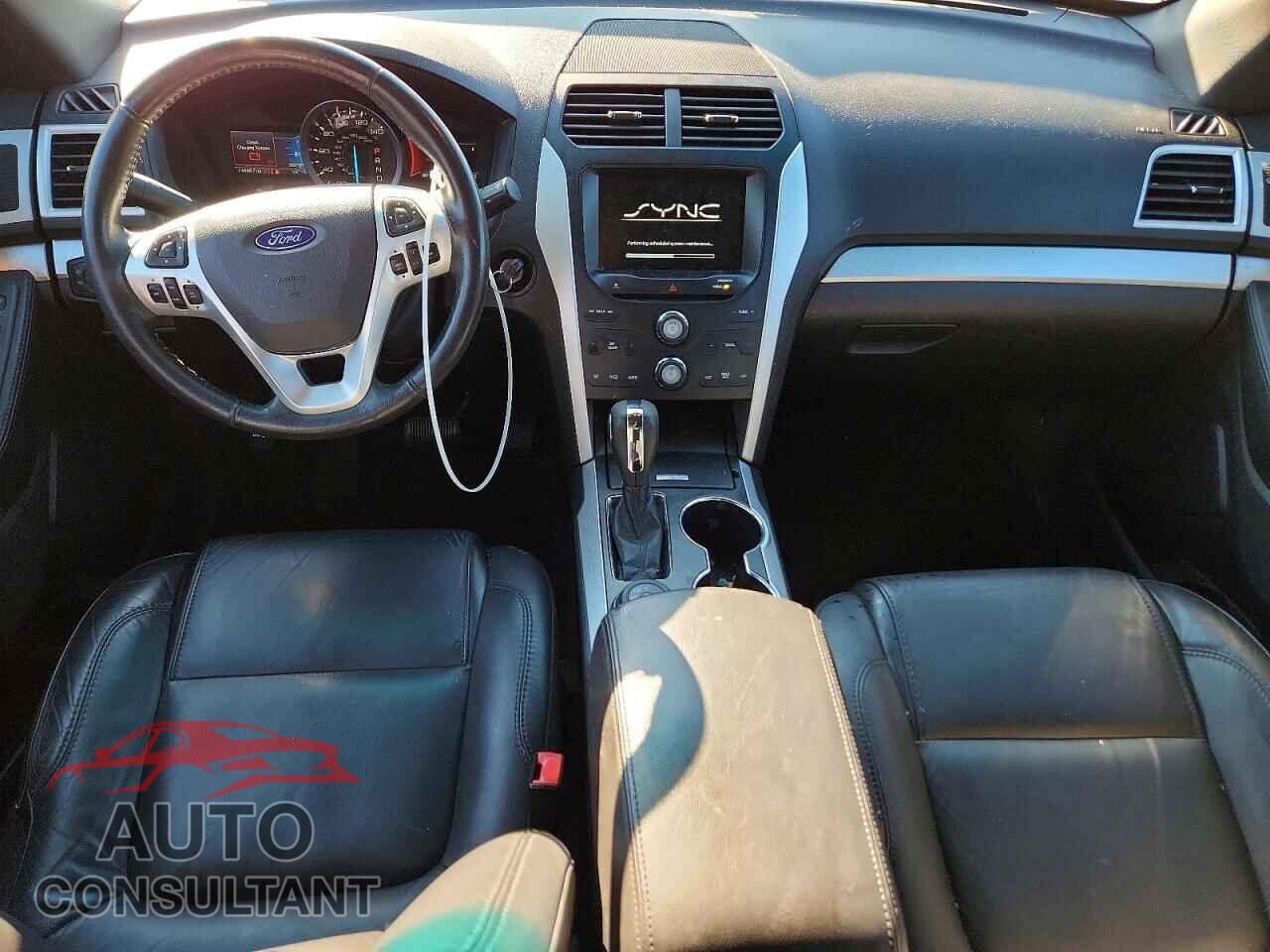 FORD EXPLORER 2015 - 1FM5K8D8XFGA84242