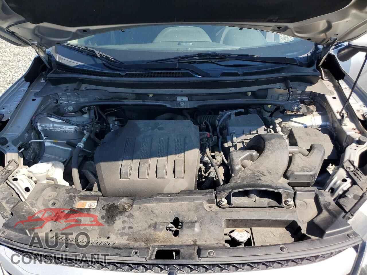 MITSUBISHI ECLIPSE 2018 - JA4AS3AA6JZ066213