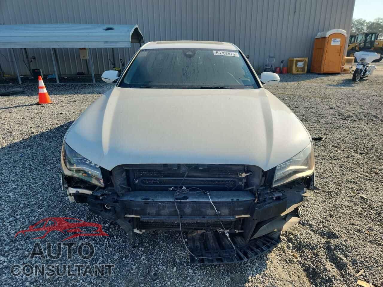 AUDI A8 2014 - WAURGAFD1EN002429