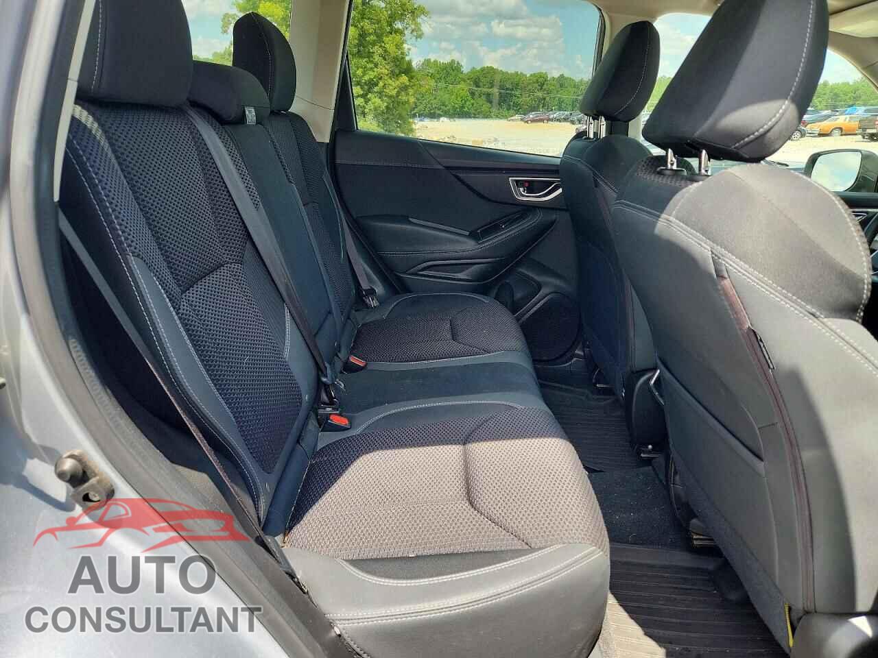 SUBARU FORESTER 2019 - JF2SKAEC5KH525041