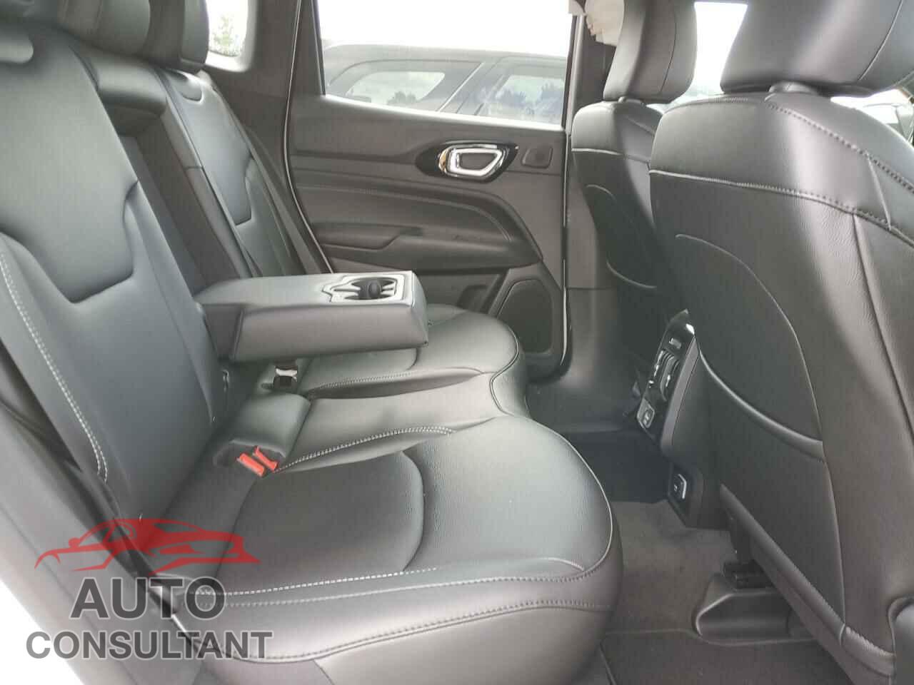 JEEP COMPASS 2024 - 3C4NJDCN6RT136716