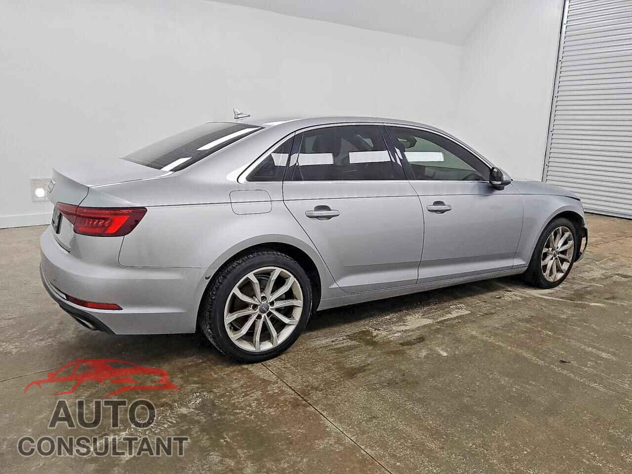 AUDI A4 2019 - WAUGMAF46KN007153