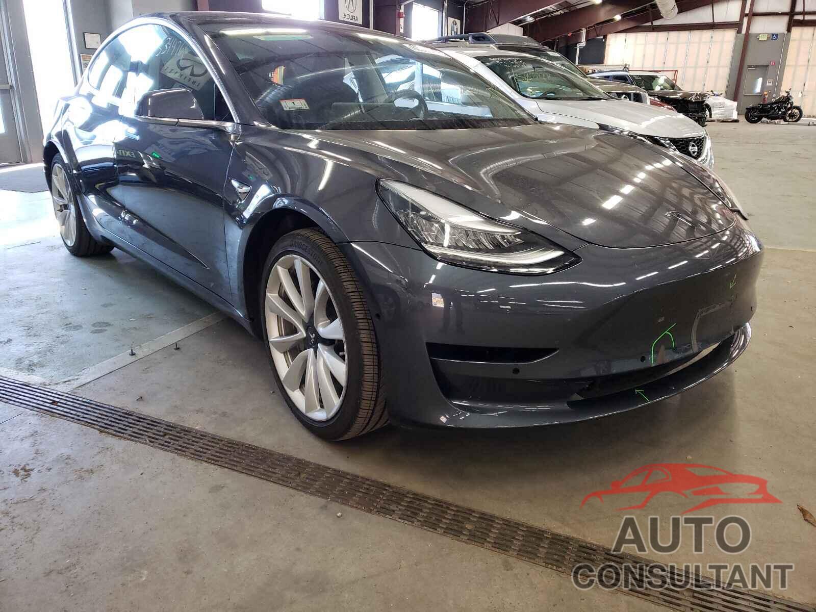 TESLA MODEL 3 2018 - 5YJ3E1EB8JF121182