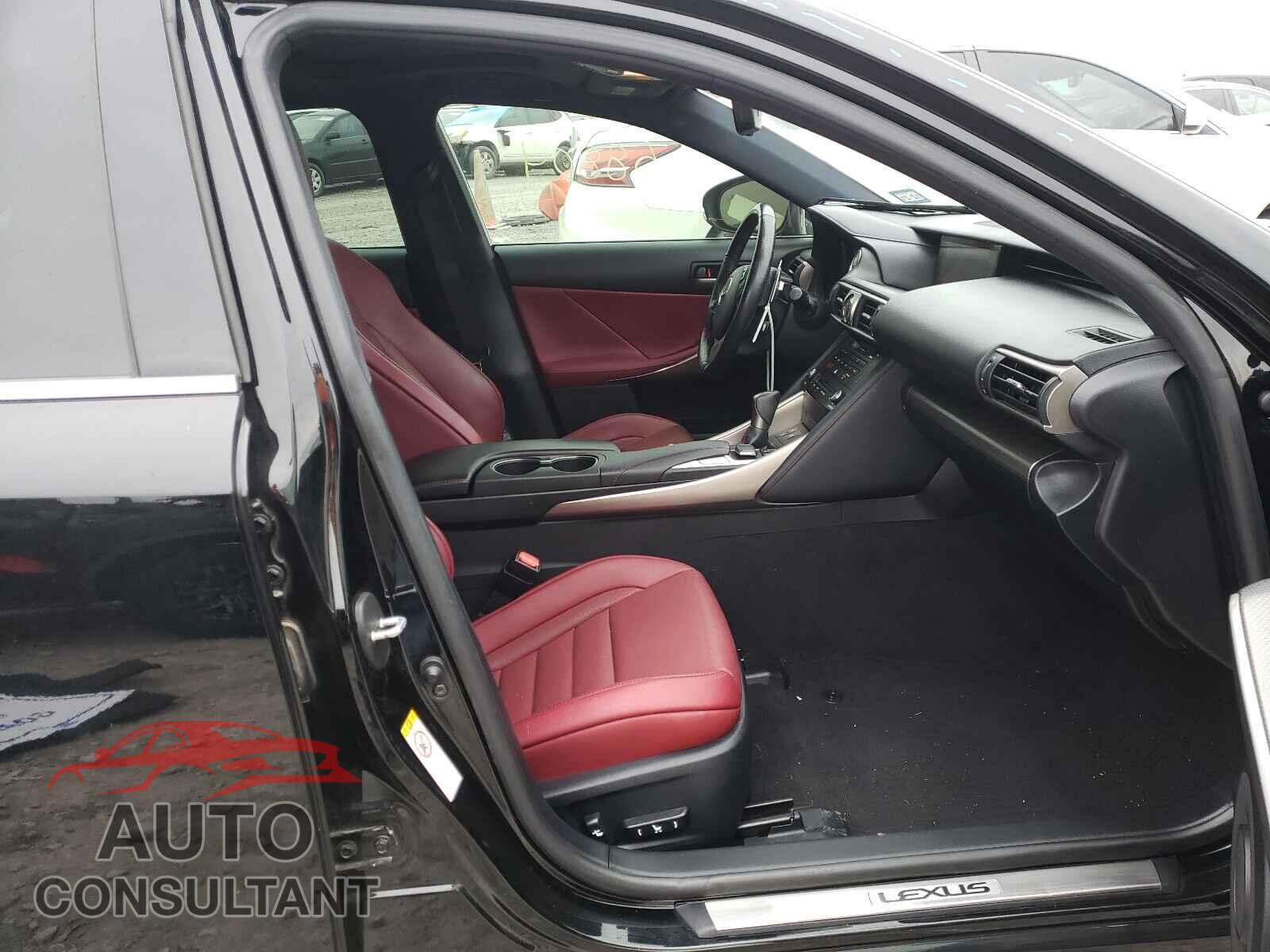 LEXUS IS 2017 - JTHCM1D2XH5023513