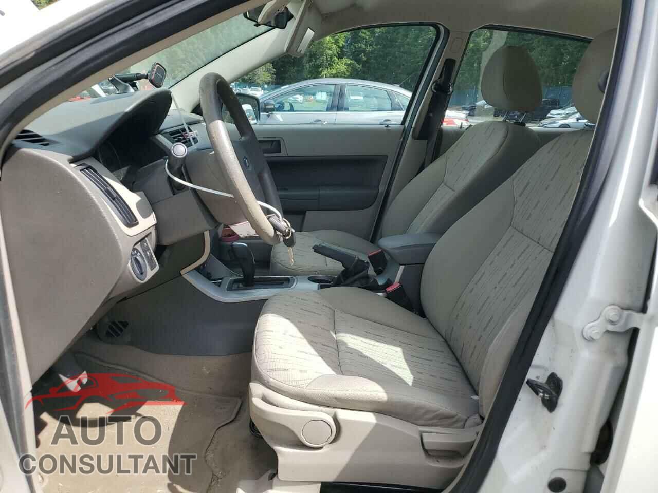 FORD FOCUS 2011 - 1FAHP3FN8BW108634