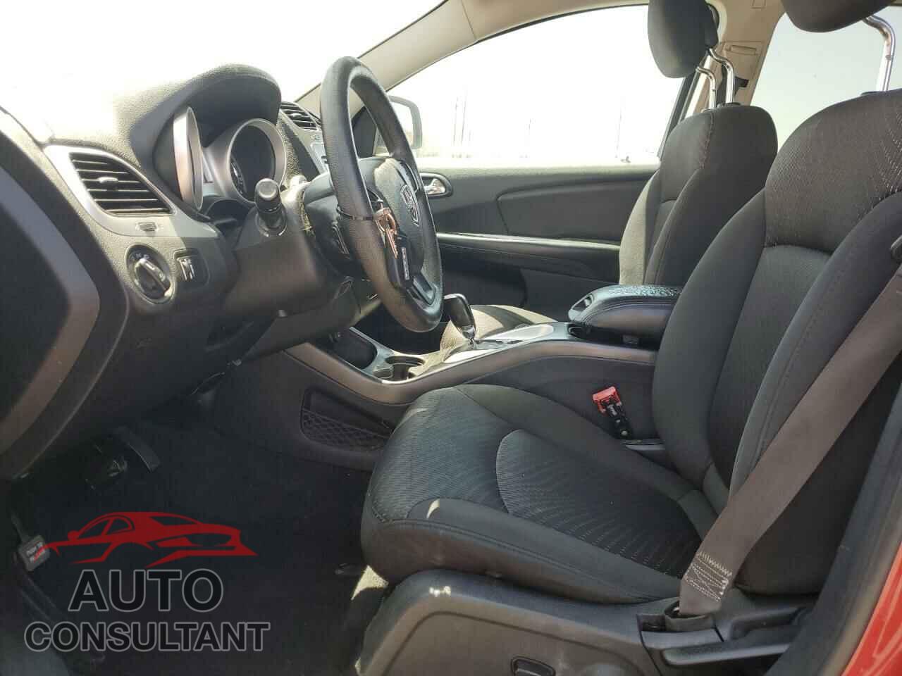 DODGE JOURNEY 2015 - 3C4PDCBB1FT564304