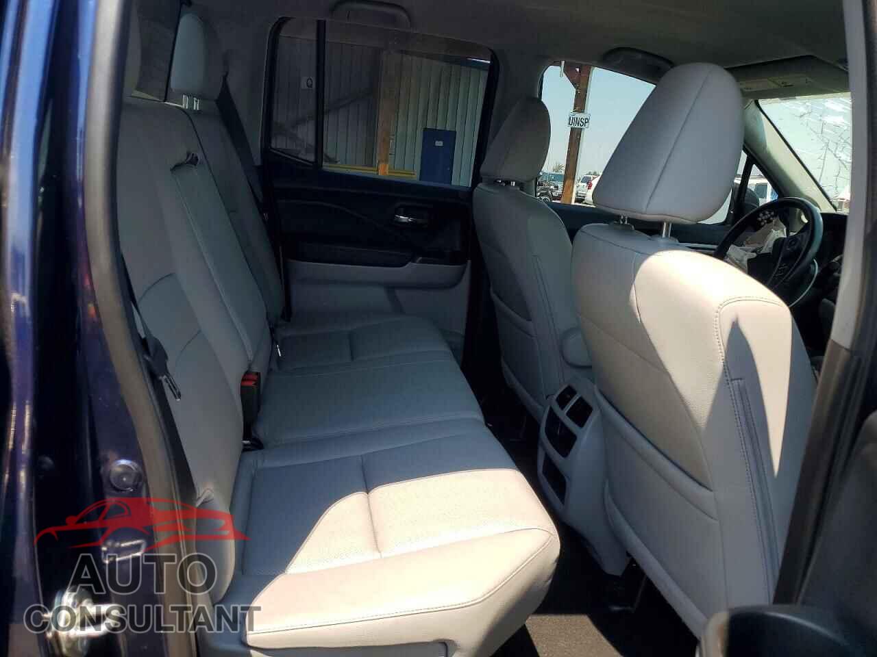 HONDA RIDGELINE 2017 - 5FPYK3F60HB027312