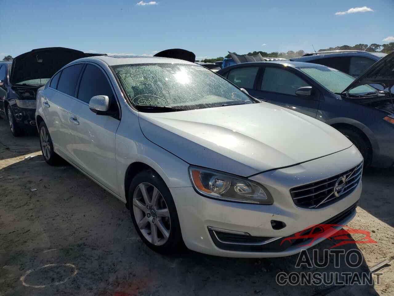 VOLVO S60 2016 - YV1612TKXG2401208