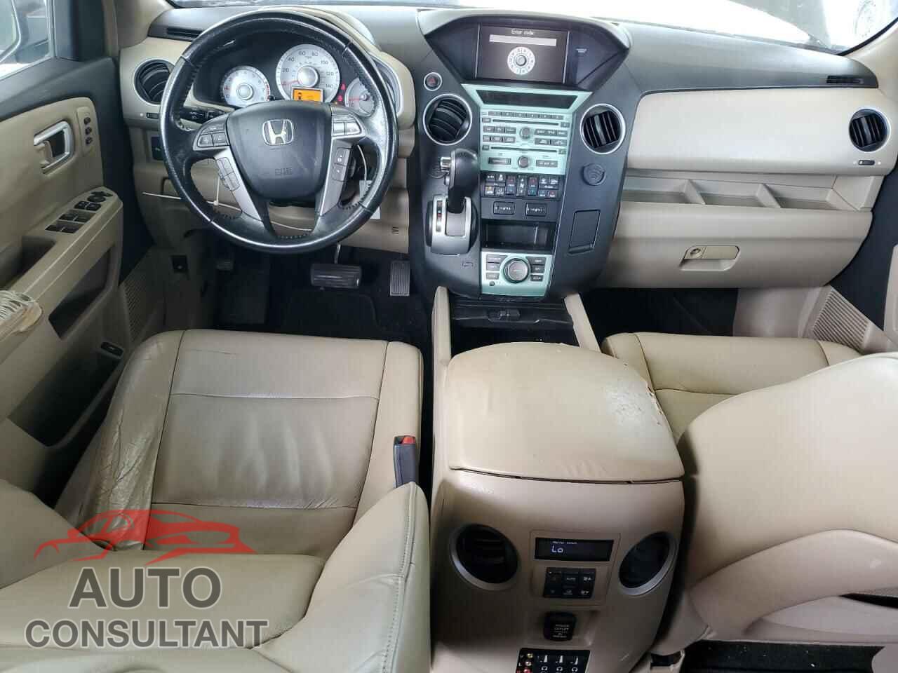 HONDA PILOT 2009 - 5FNYF38959B020815