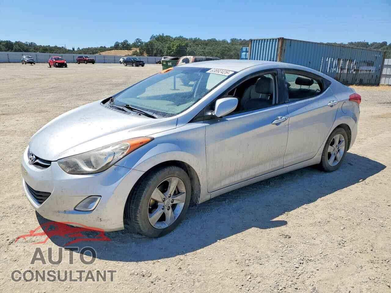 HYUNDAI ELANTRA 2012 - KMHDH4AE7CU349435