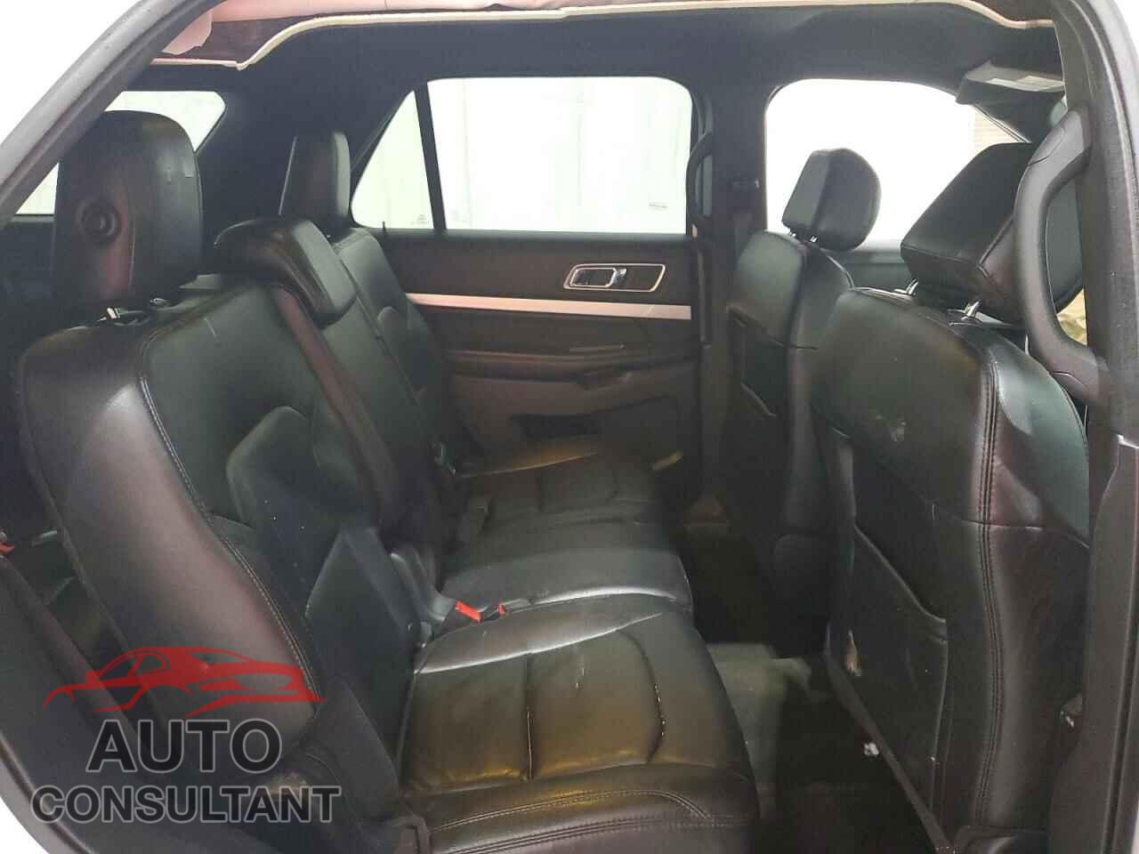 FORD EXPLORER 2017 - 1FM5K8D86HGD10988