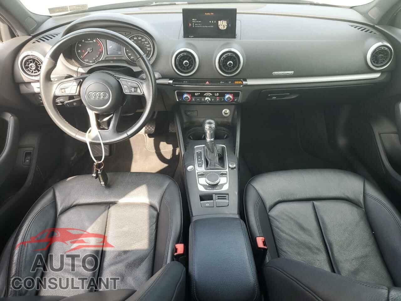 AUDI A3 2019 - WAUBEGFF8K1020604