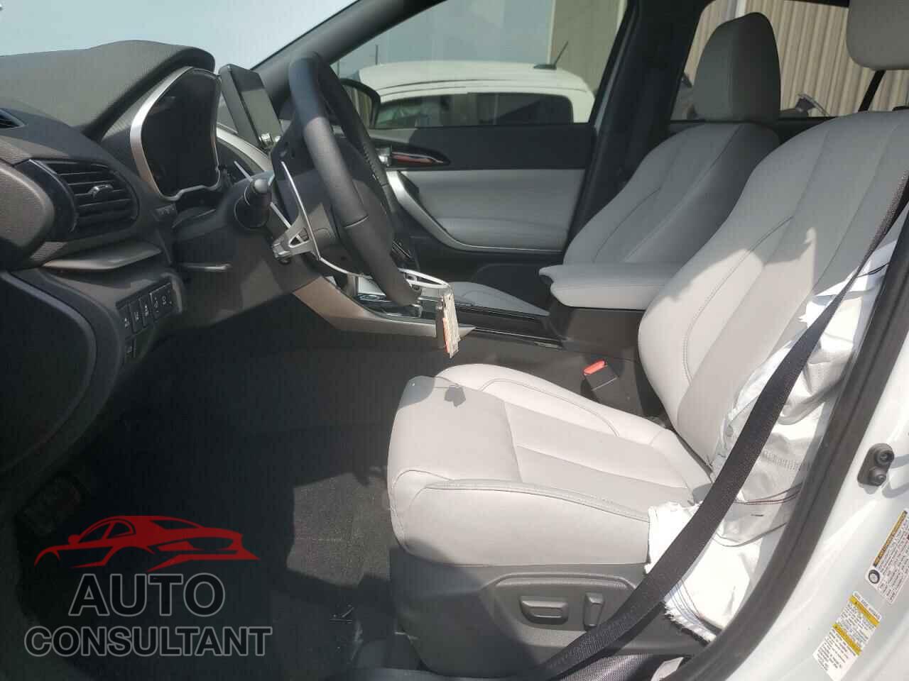 MITSUBISHI ECLIPSE 2024 - JA4ATWAA5RZ041460