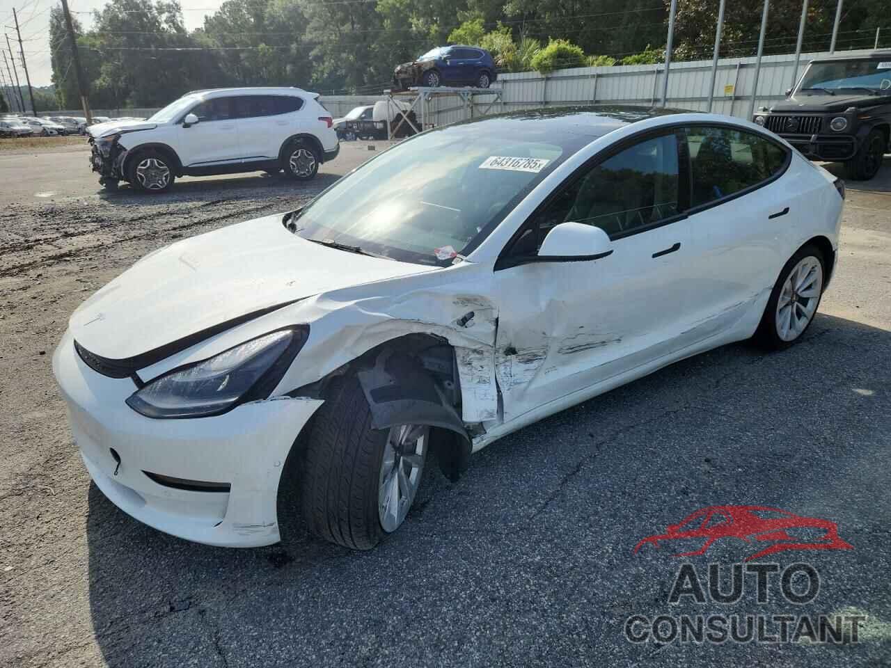 TESLA MODEL 3 2022 - 5YJ3E1EA5NF287303