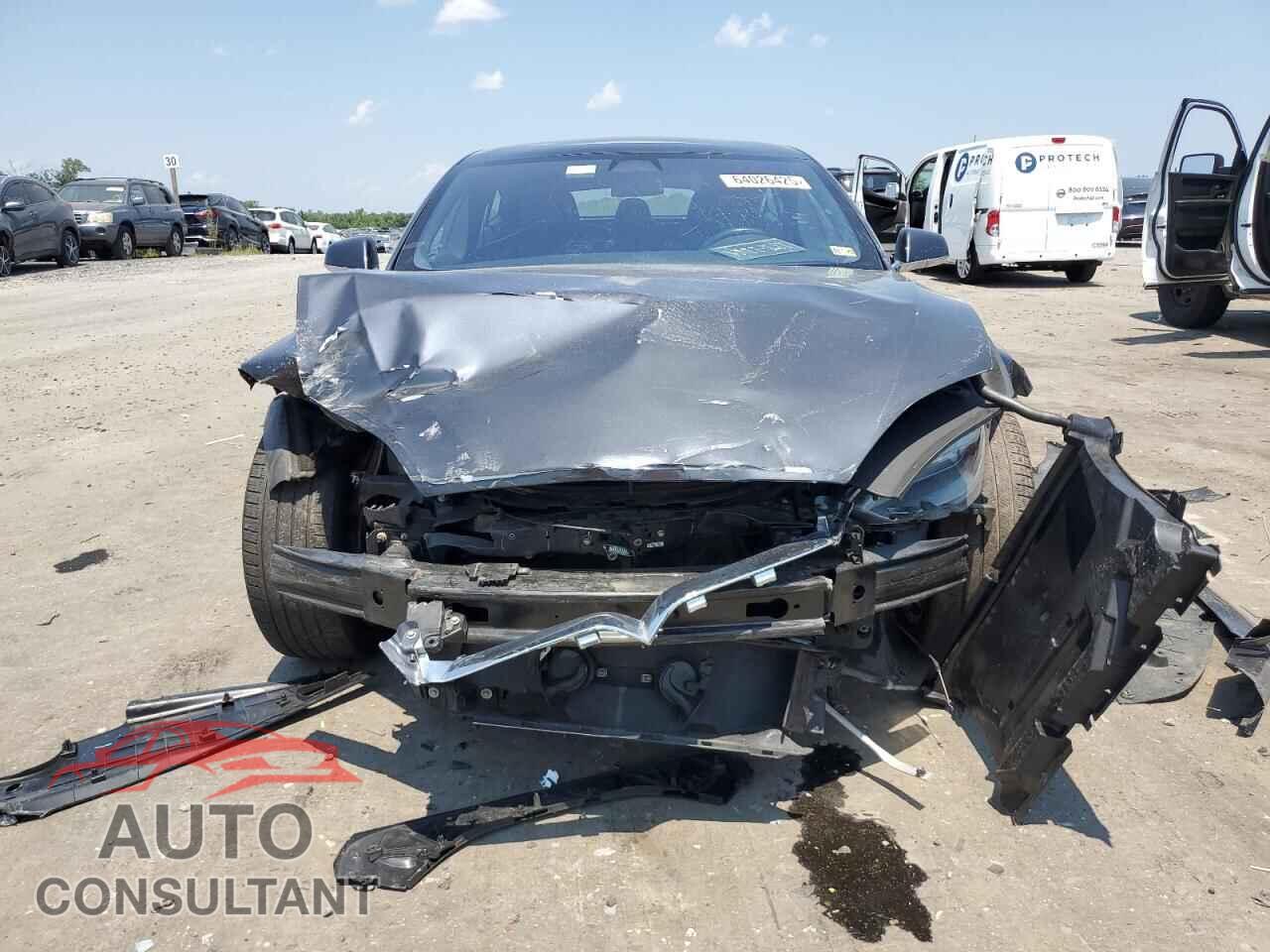 TESLA MODEL S 2017 - 5YJSA1E19HF220005