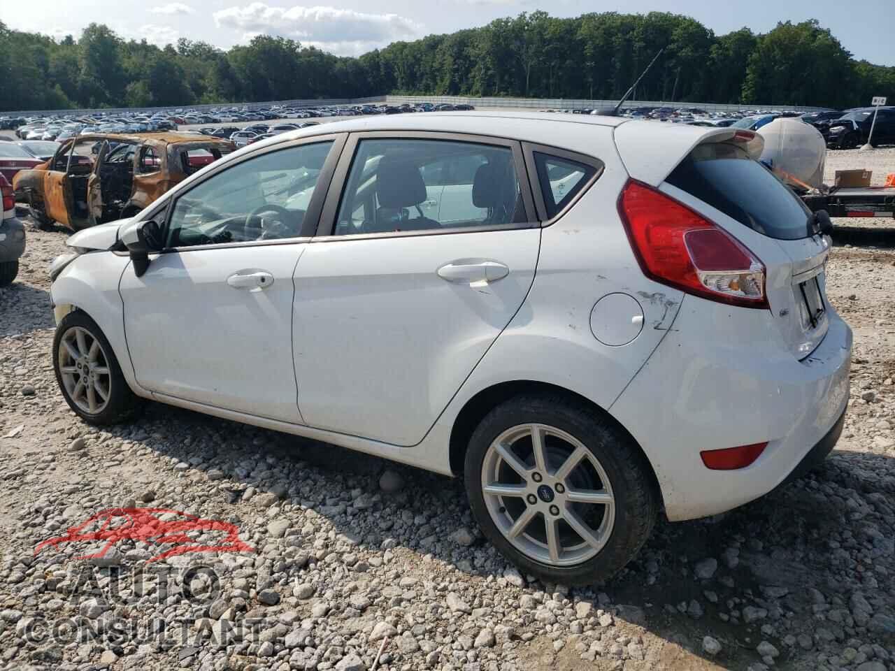 FORD FIESTA 2019 - 3FADP4EJ0KM136625