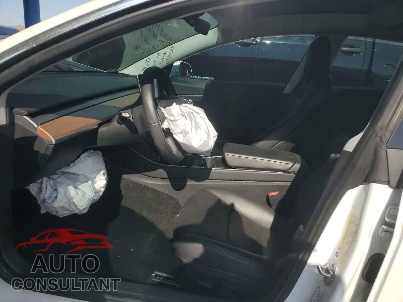 TESLA MODEL 3 2020 - 5YJ3E1EB3LF746575