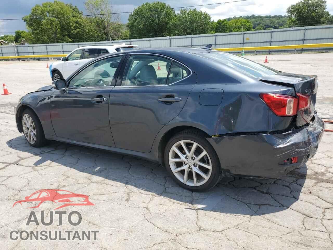 LEXUS IS 2011 - JTHCF5C24B2035099