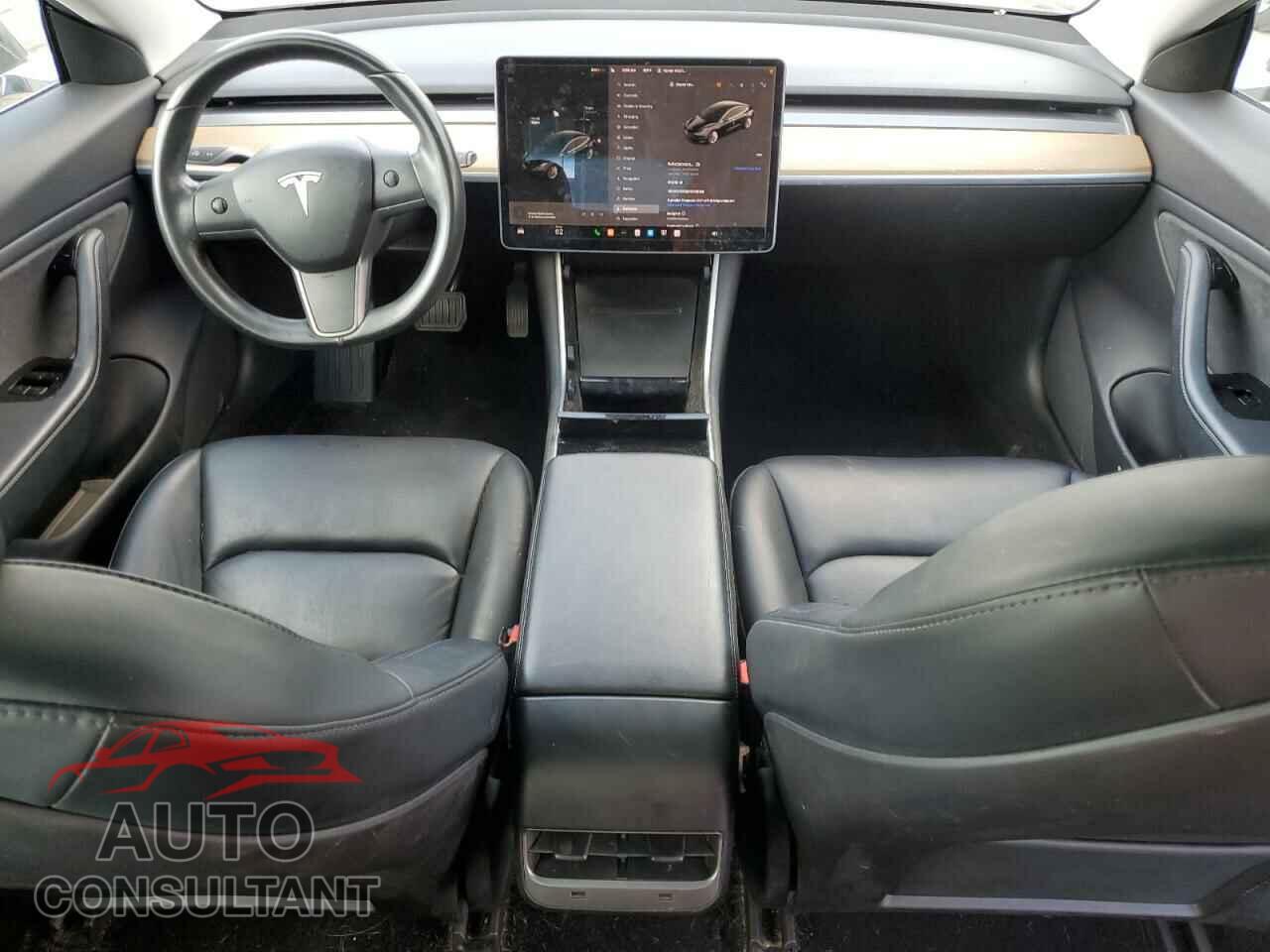 TESLA MODEL 3 2019 - 5YJ3E1EB2KF365329