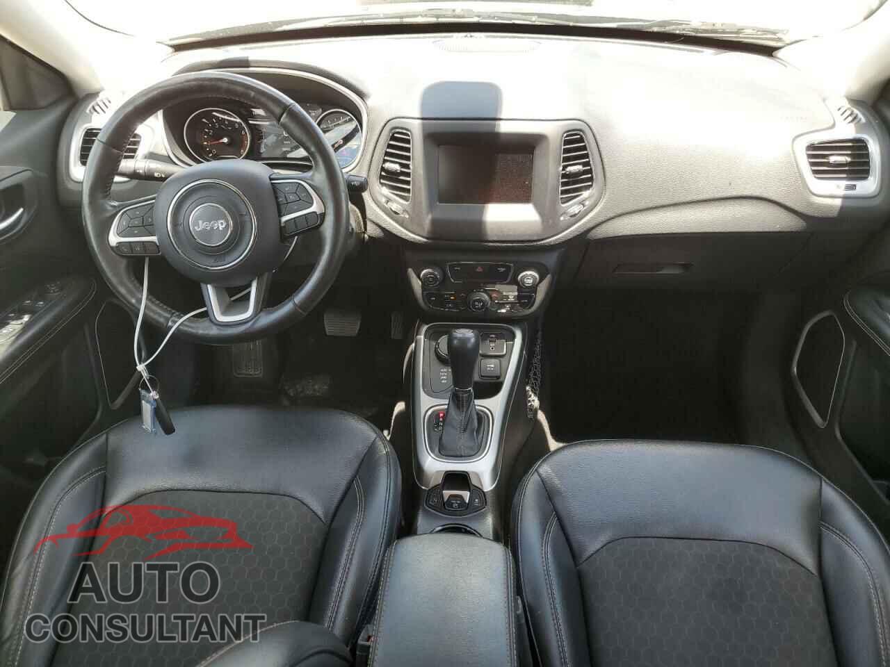 JEEP COMPASS 2019 - 3C4NJDBB8KT593301