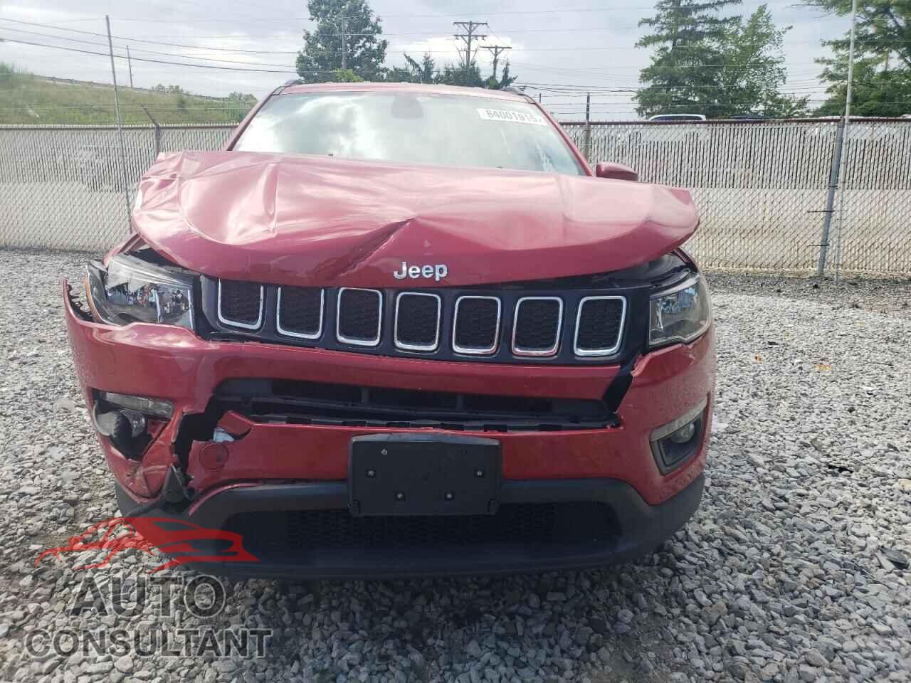 JEEP COMPASS 2018 - 3C4NJDBB7JT200600