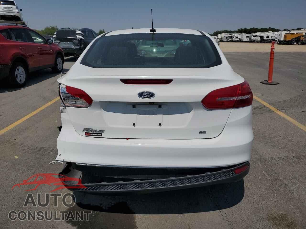 FORD FOCUS 2016 - 1FADP3F20GL340755