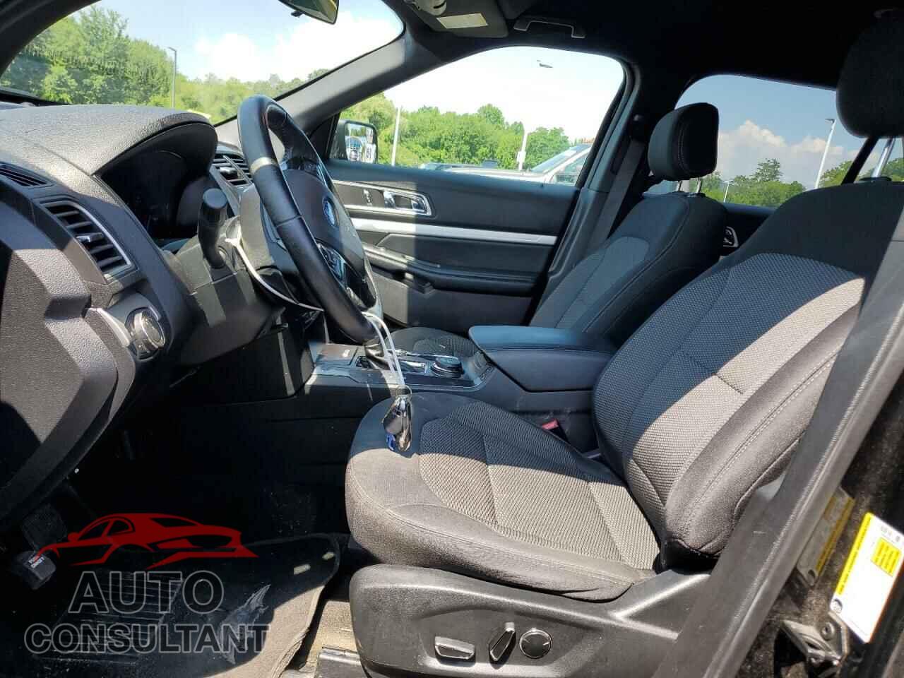 FORD EXPLORER 2017 - 1FM5K8D83HGD32768