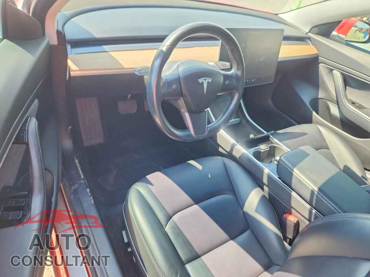 TESLA MODEL 3 2018 - 5YJ3E1EA1JF045683