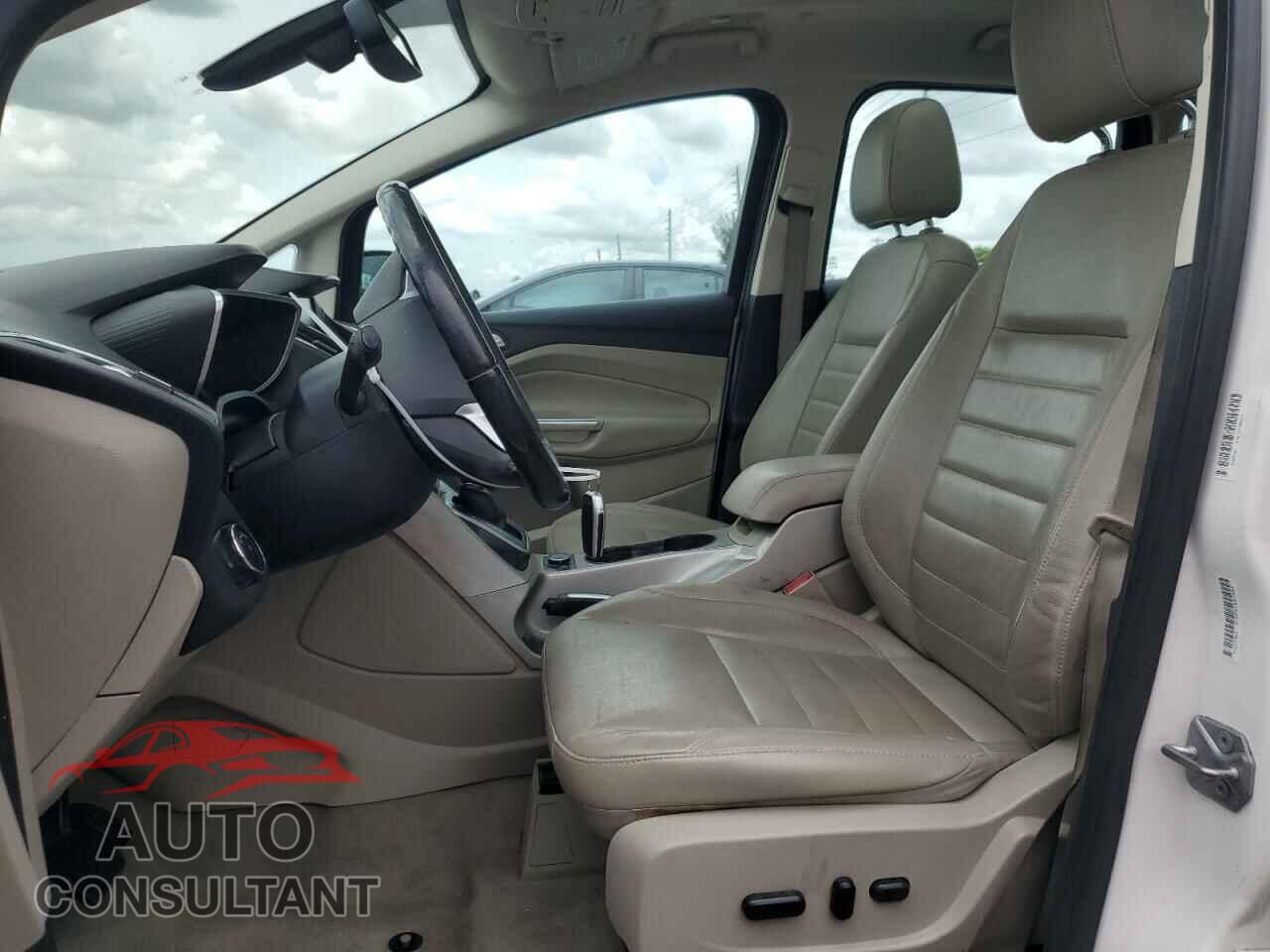 FORD CMAX 2013 - 1FADP5BU6DL548878