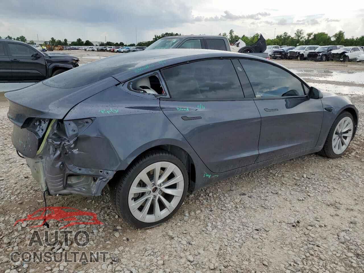 TESLA MODEL 3 2023 - 5YJ3E1EAXPF674433
