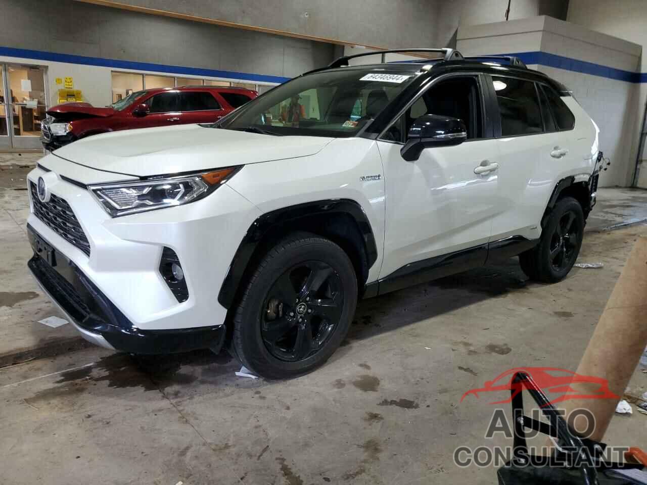 TOYOTA RAV4 2019 - JTMEWRFV3KJ017772