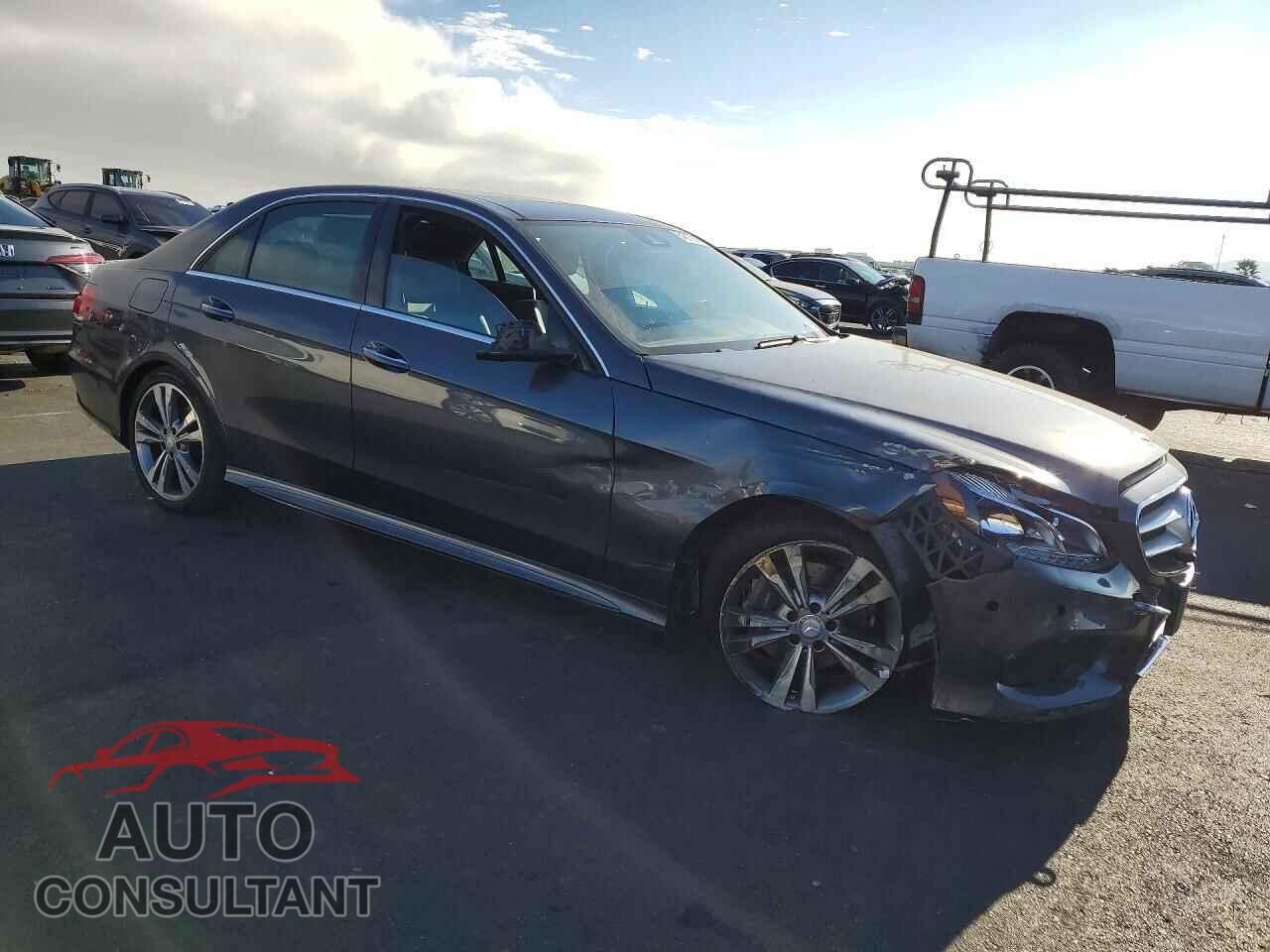 MERCEDES-BENZ E-CLASS 2015 - WDDHF5KB9FB135512