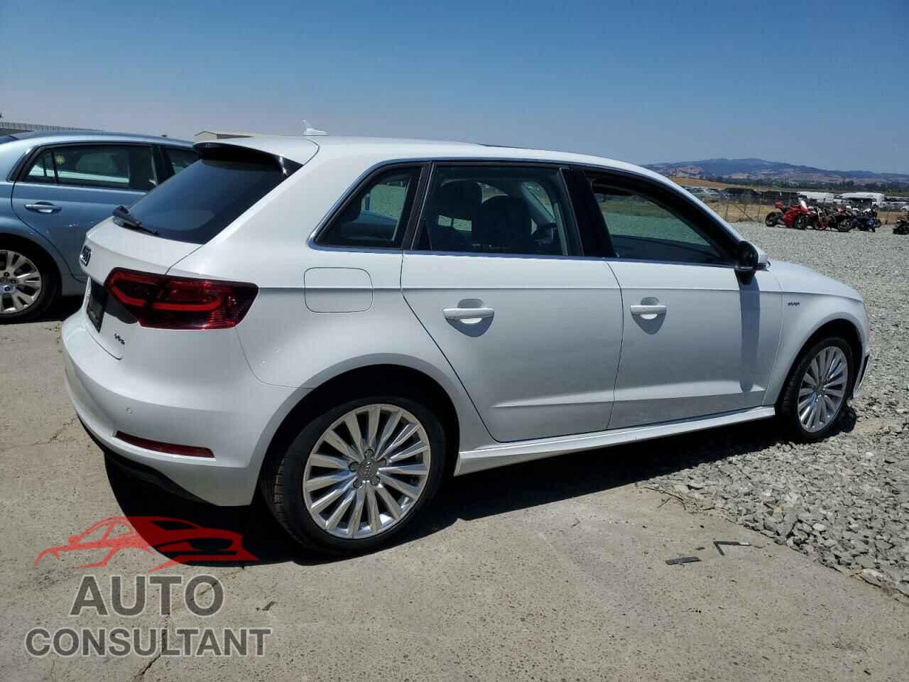AUDI A3 2016 - WAUTPBFF1GA049712