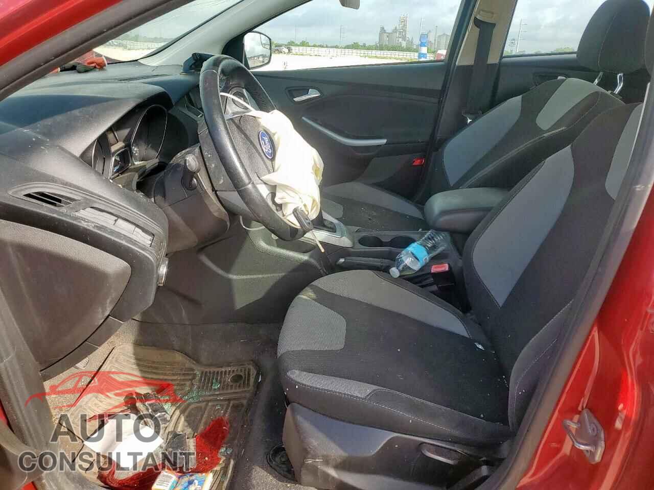FORD FOCUS 2012 - 1FAHP3K21CL124818