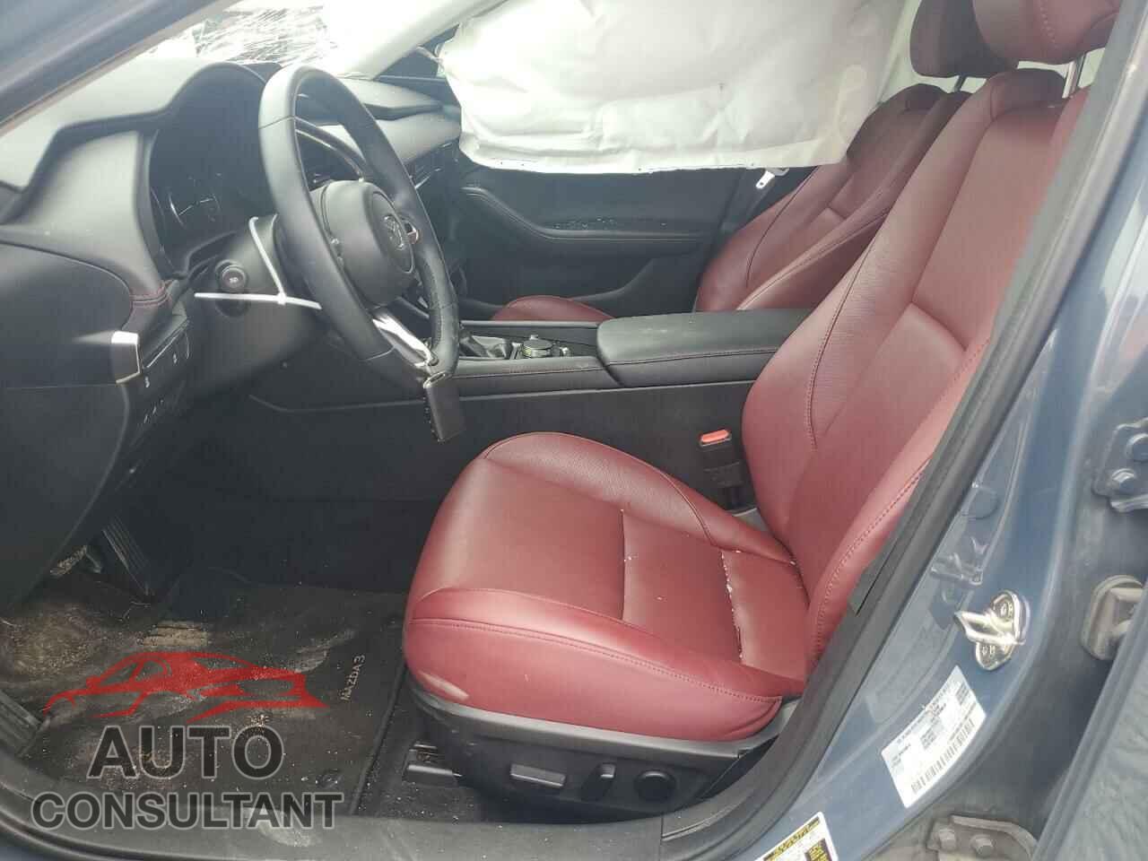 MAZDA 3 2023 - 3MZBPACM6PM375176