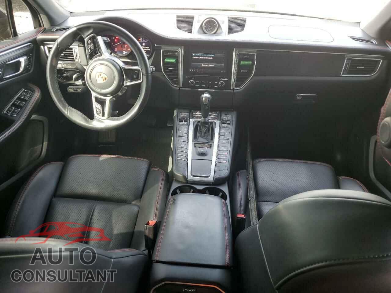 PORSCHE MACAN 2018 - WP1AG2A51JLB61834