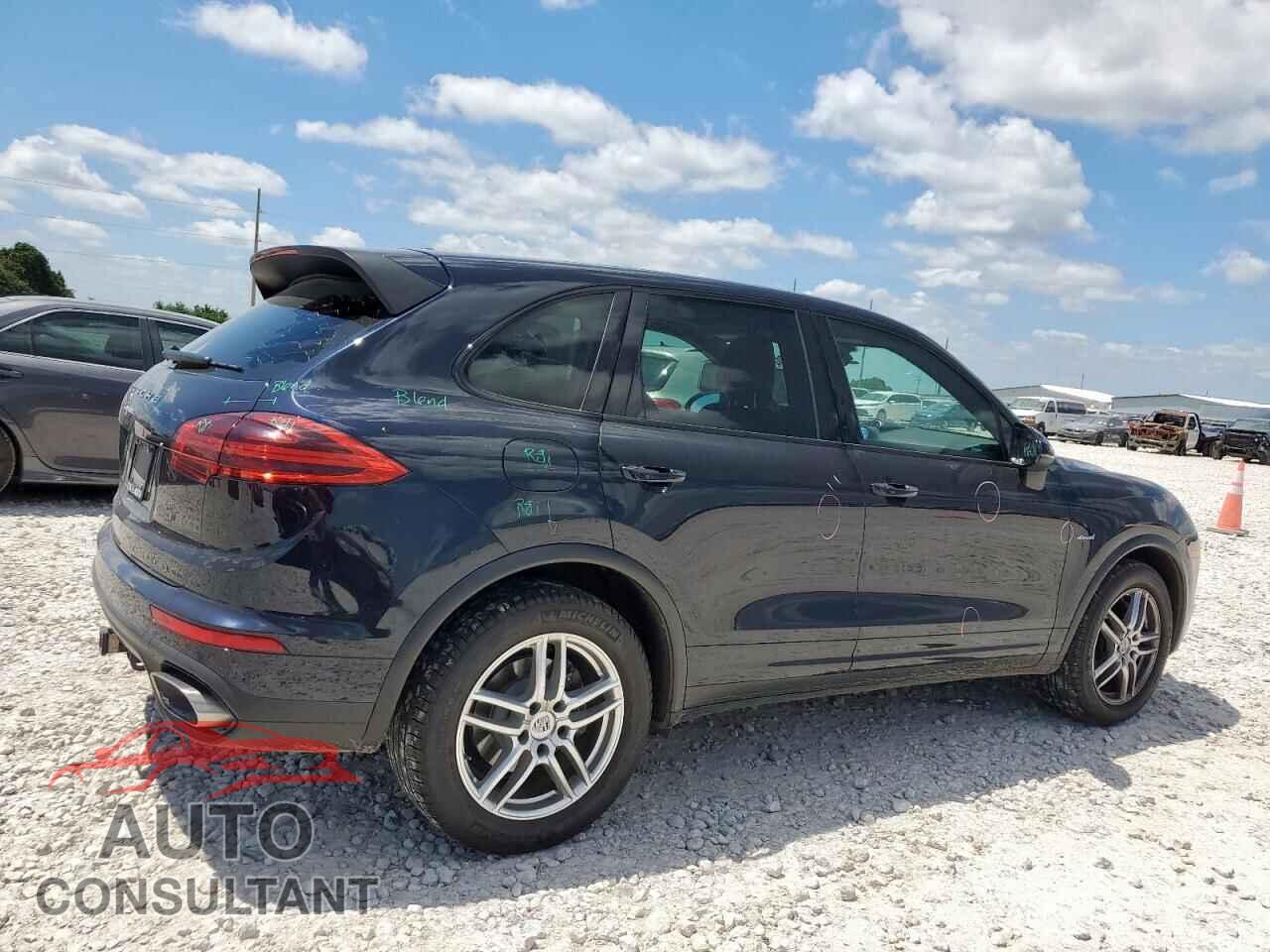 PORSCHE CAYENNE 2015 - WP1AF2A25FLA39879